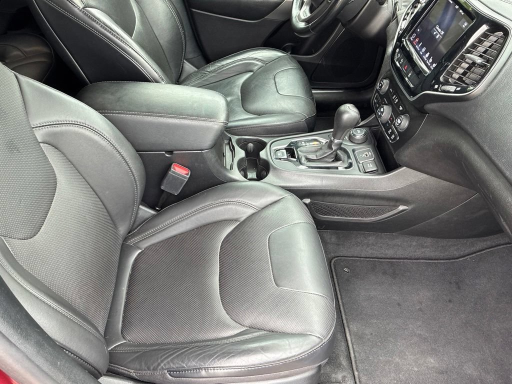 Used 2021 Jeep Cherokee Limited AWD/4WD image 39