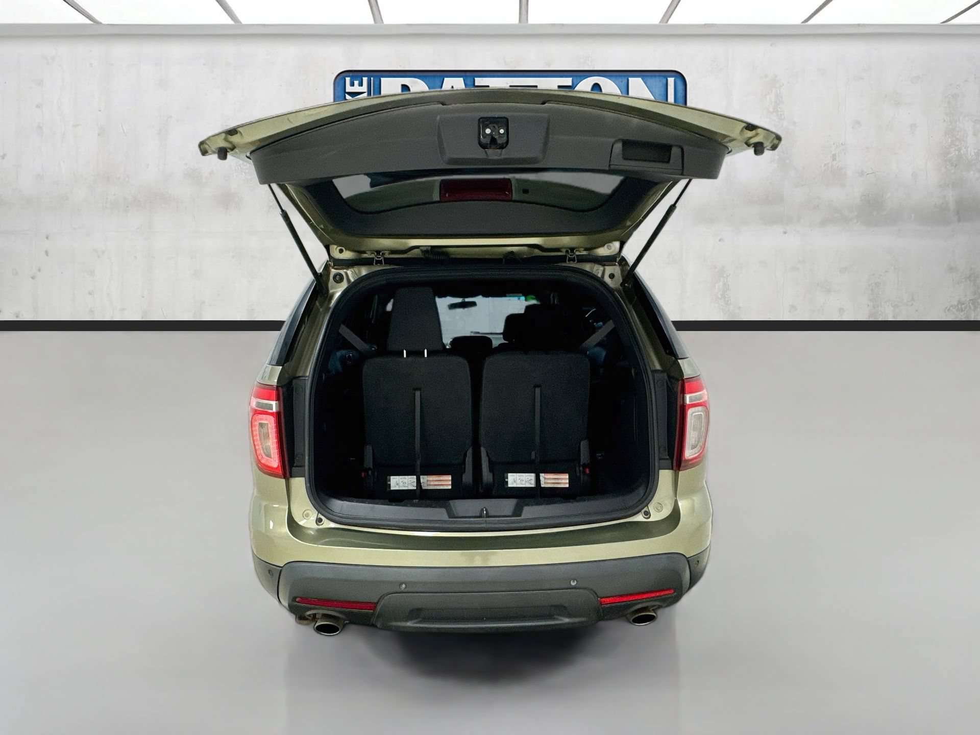 Used 2013 Ford Explorer XLT AWD/4WD image 23