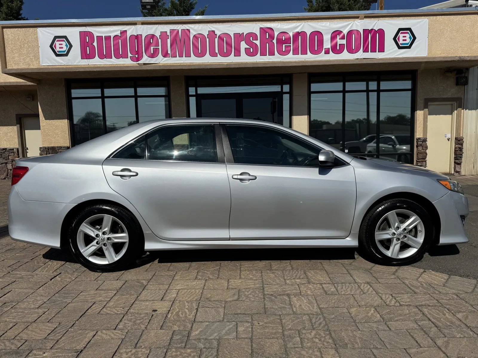 Used 2014 Toyota Camry SE