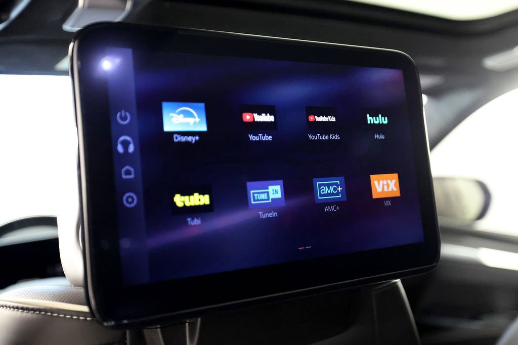 Used 2026 Cadillac Escalade V w/ LPO, ONYX Package image 18