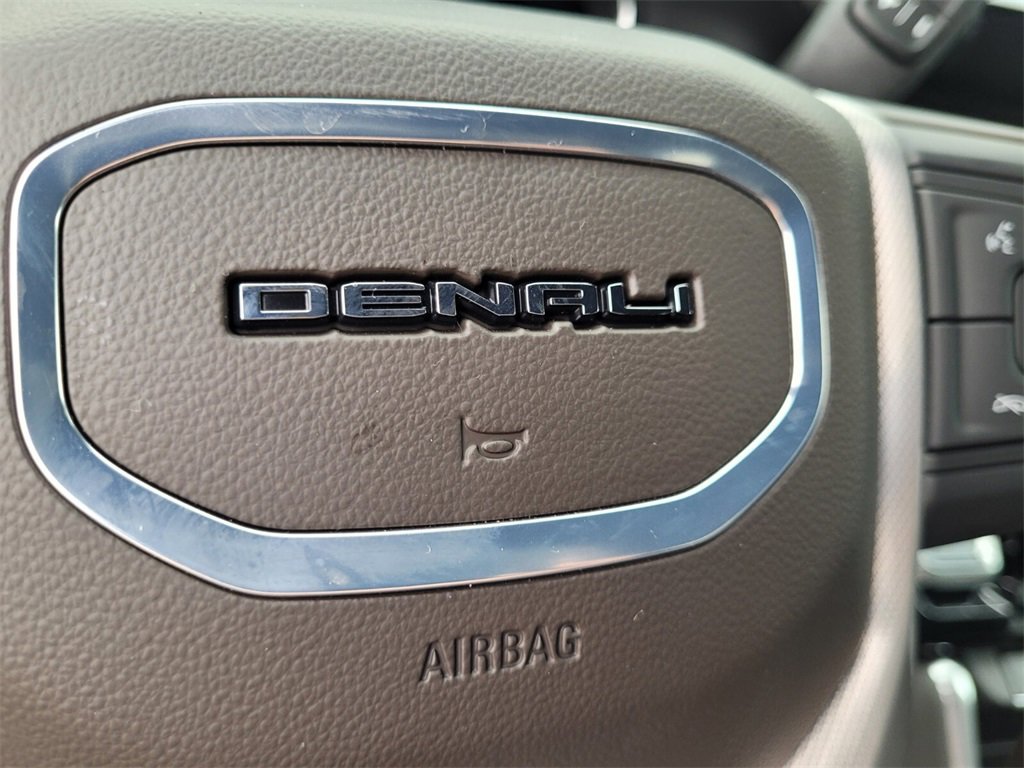 New 2025 GMC Sierra 3500 Denali w/ Denali Reserve Package image 18