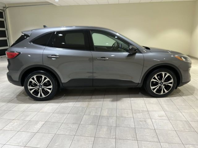 Certified 2022 Ford Escape SE w/ SE Sport Appearance Package FWD image 6