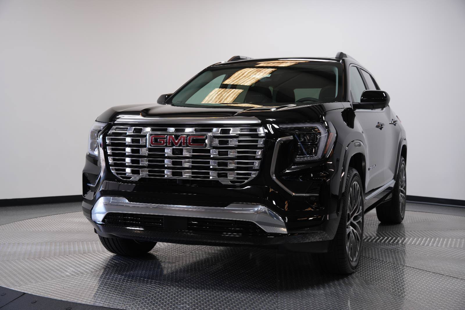 New 2026 GMC Terrain Denali w/ LPO, Floor Liner Package AWD/4WD image 3