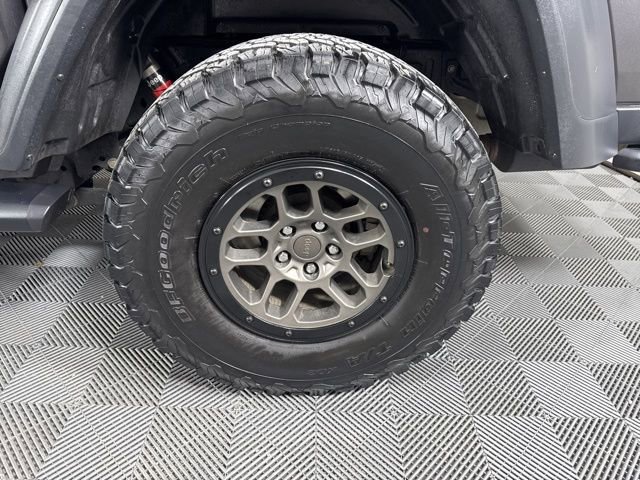 Used 2020 Jeep Gladiator Rubicon w/ Cold Weather Group image 9