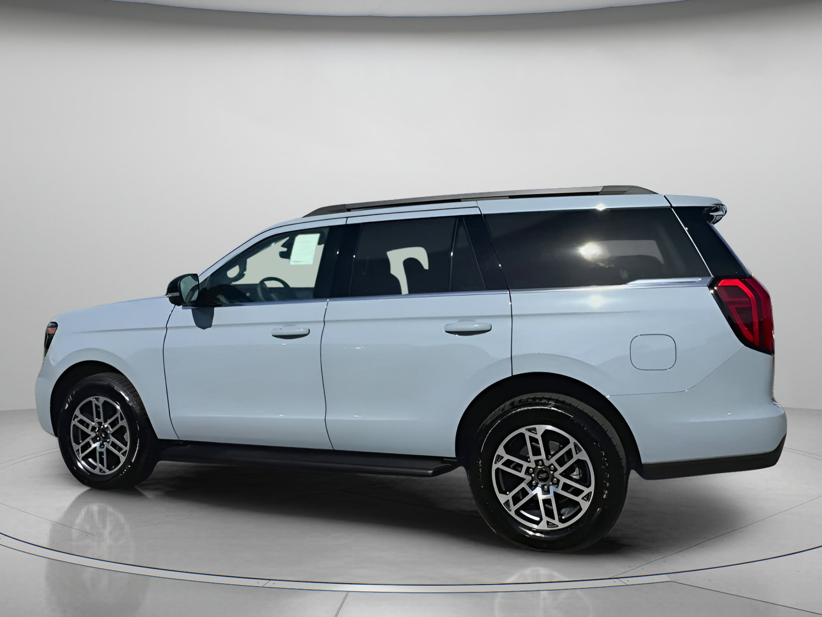 New 2025 Ford Expedition Active image 19