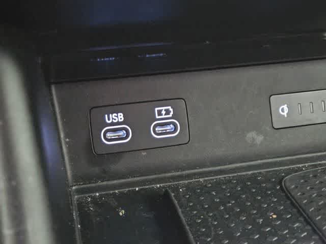Used 2025 Genesis GV80 2.5T Standard AWD/4WD image 29