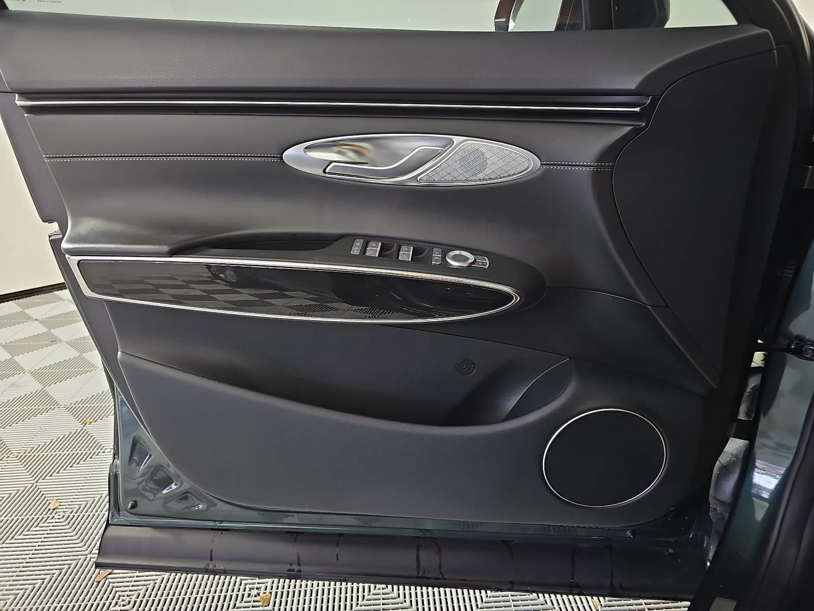 Used 2022 Genesis GV70 2.5T AWD/4WD image 27