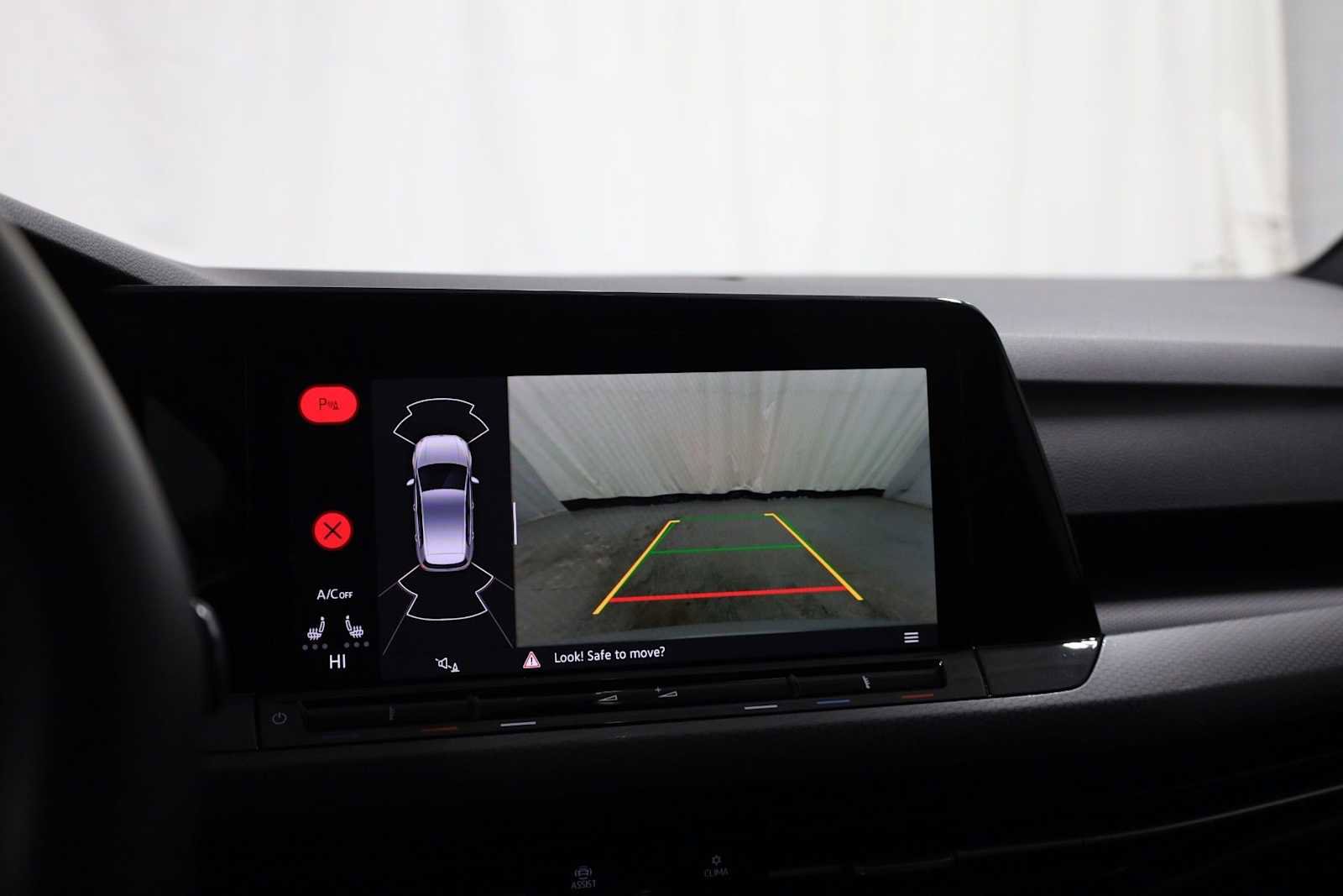 Used 2022 Volkswagen GTI SE image 32