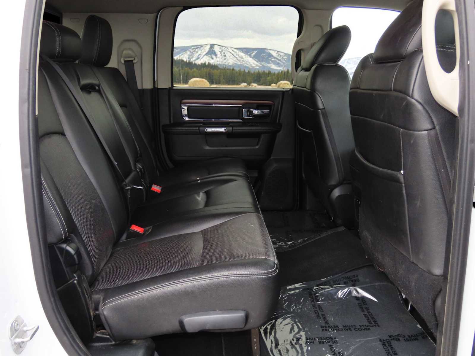 Used 2015 RAM 3500 Laramie w/ Convenience Group image 21
