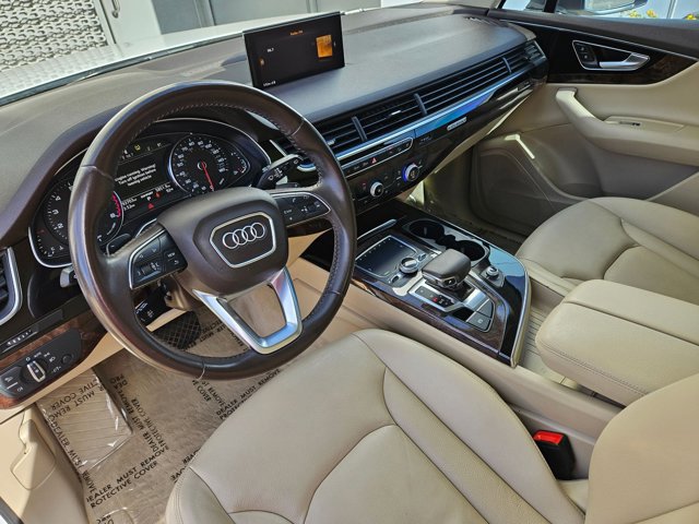 Used 2019 Audi Q7 3.0T Premium w/ Convenience Package AWD/4WD image 12