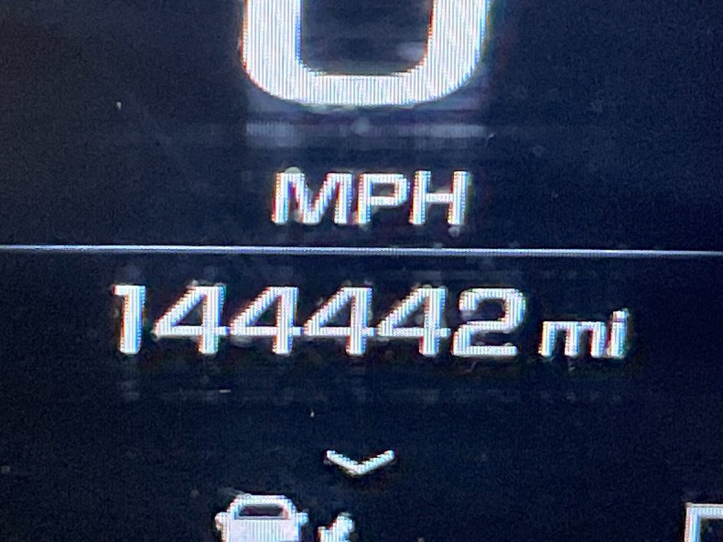 Used 2018 GMC Yukon XL Denali w/ Open Road Package image 17