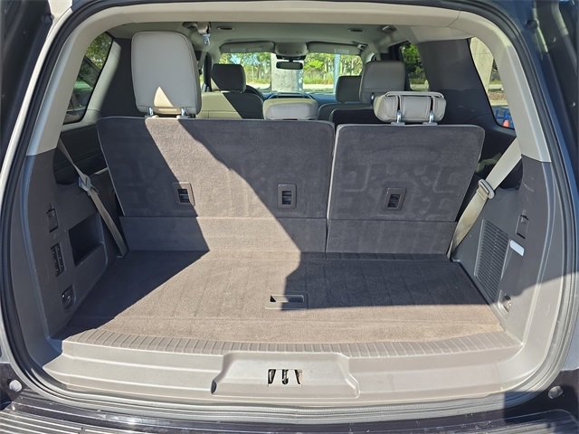 Used 2019 Ford Expedition XLT w/ Equipment Group 202A image 6