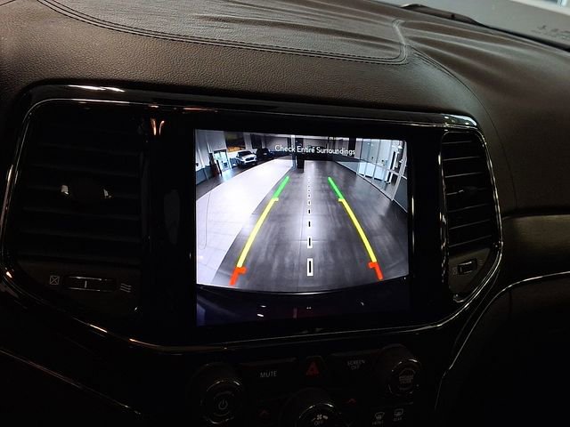 Used 2020 Jeep Grand Cherokee High Altitude image 17