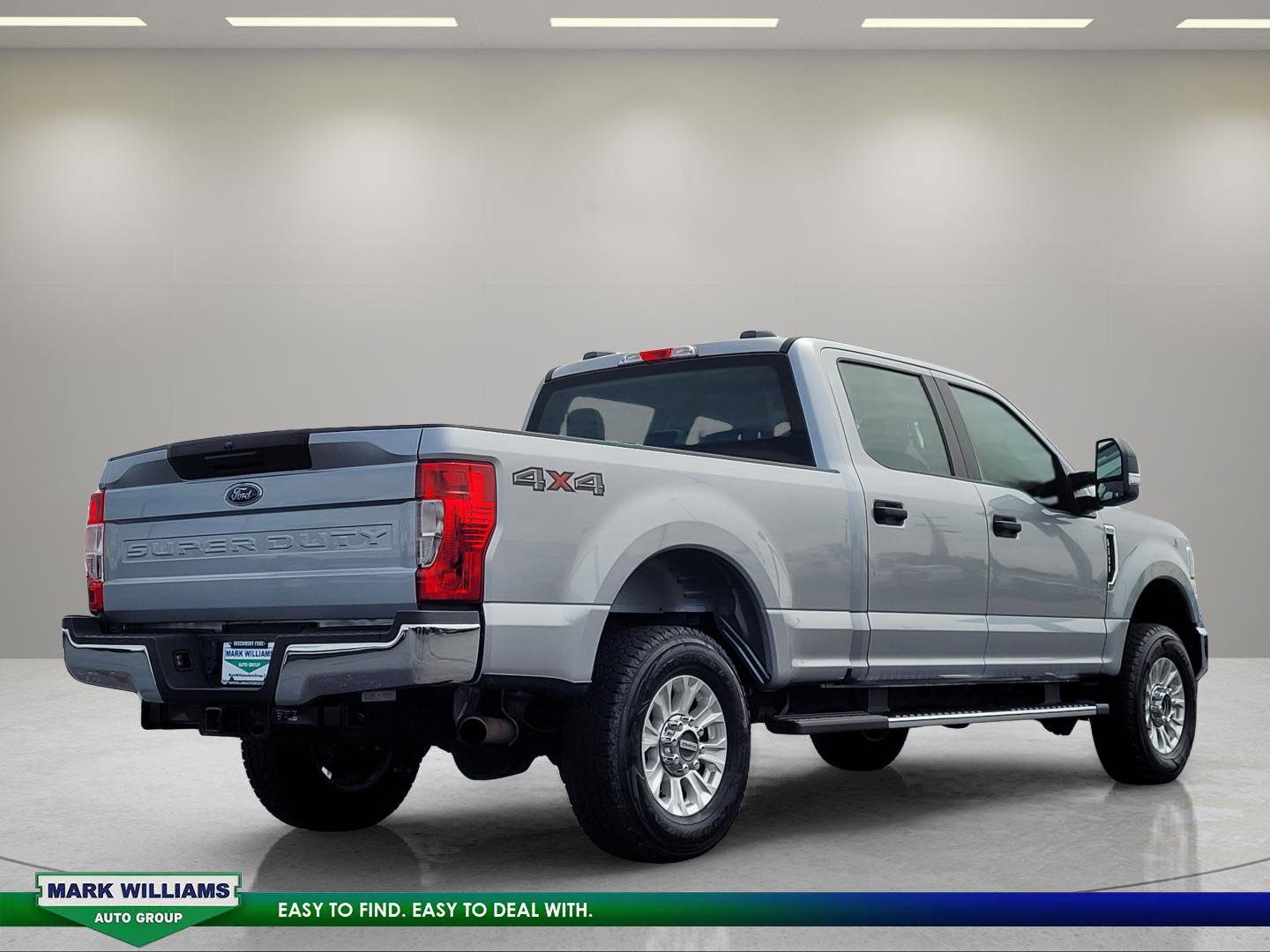 Used 2022 Ford F250 XL w/ STX Appearance Package AWD/4WD image 4
