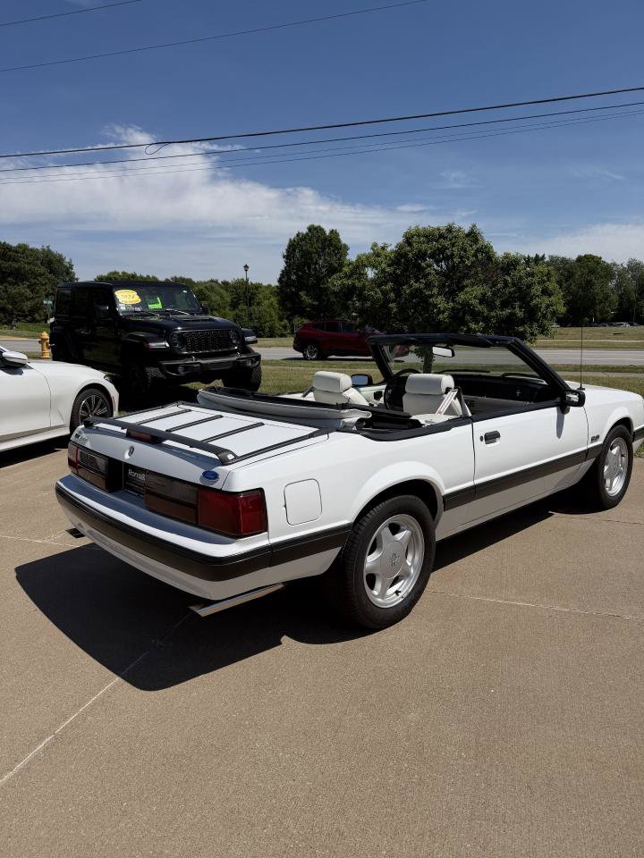 Used 1991 Ford Mustang LX RWD image 11