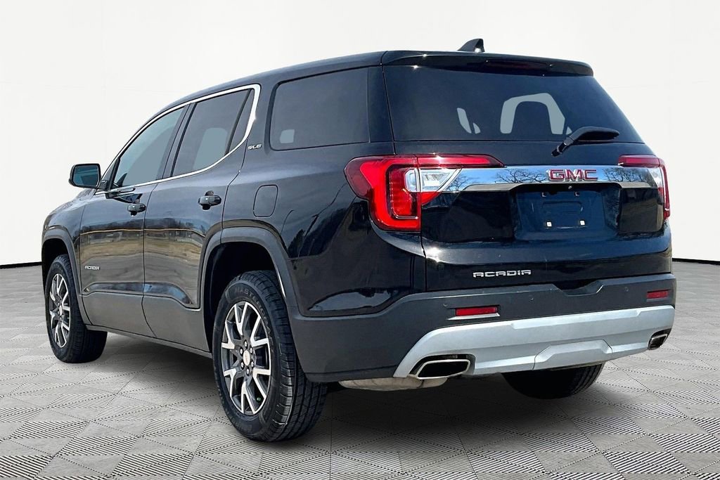 Used 2023 GMC Acadia SLE image 13