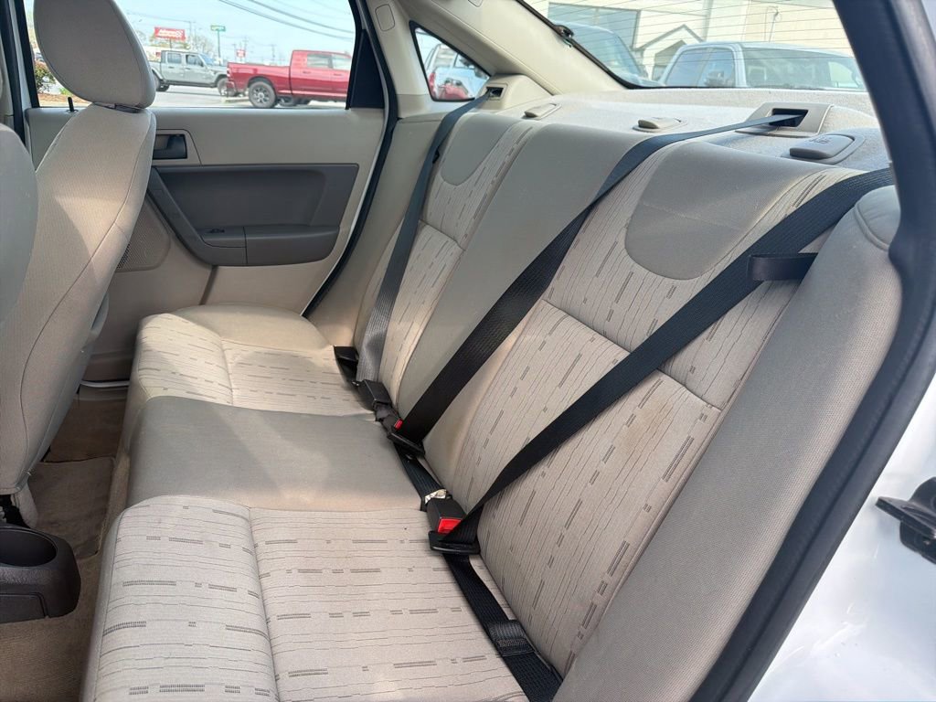 Used 2008 Ford Focus SE image 18