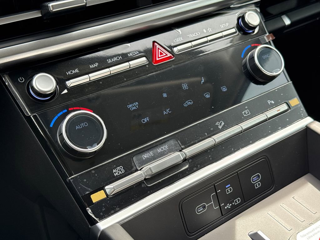 New 2026 Hyundai Santa Fe SE image 27