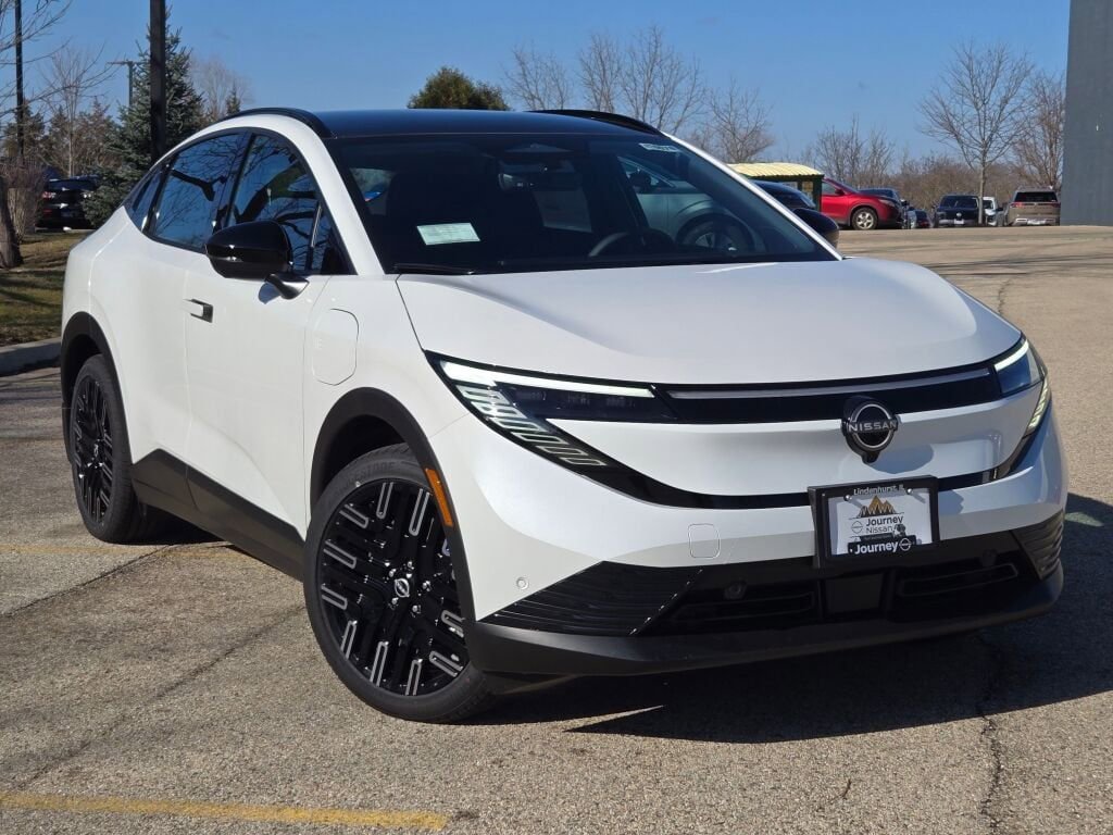 New 2026 Nissan Leaf Platinum+ w/ Cargo Package (Platinum+) FWD image 4