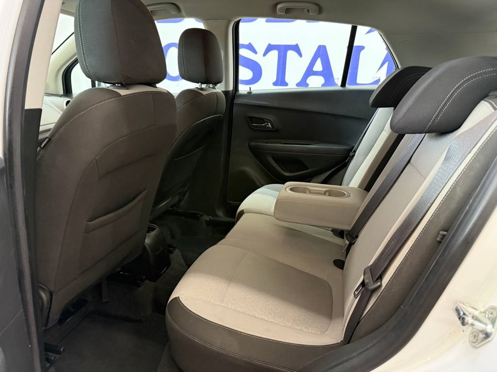 Used 2016 Chevrolet Trax LS image 16