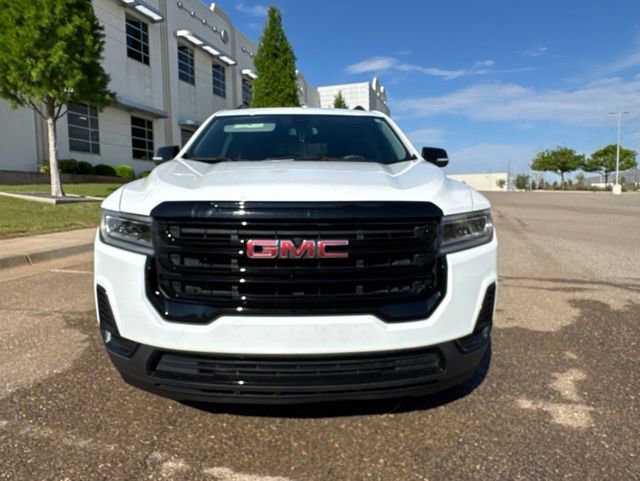 Used 2023 GMC Acadia SLE w/ Elevation Edition FWD image 2