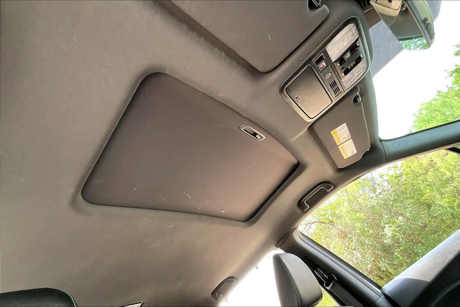 Used 2023 Honda Passport Elite image 14
