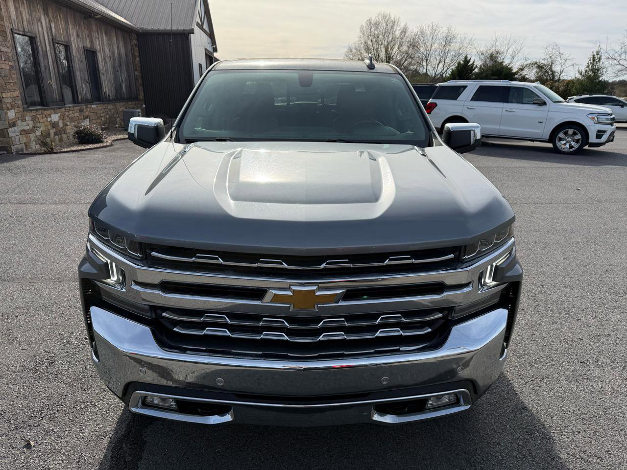 Used 2021 Chevrolet Silverado 1500 LTZ AWD/4WD image 11