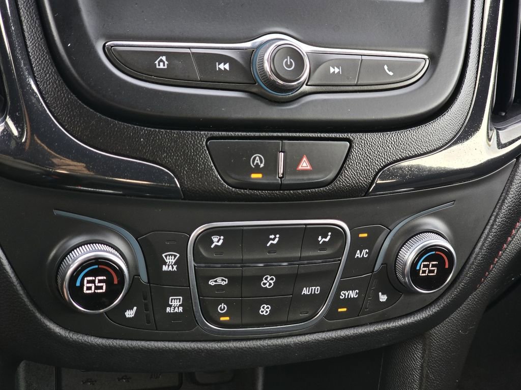 Used 2022 Chevrolet Equinox RS image 19