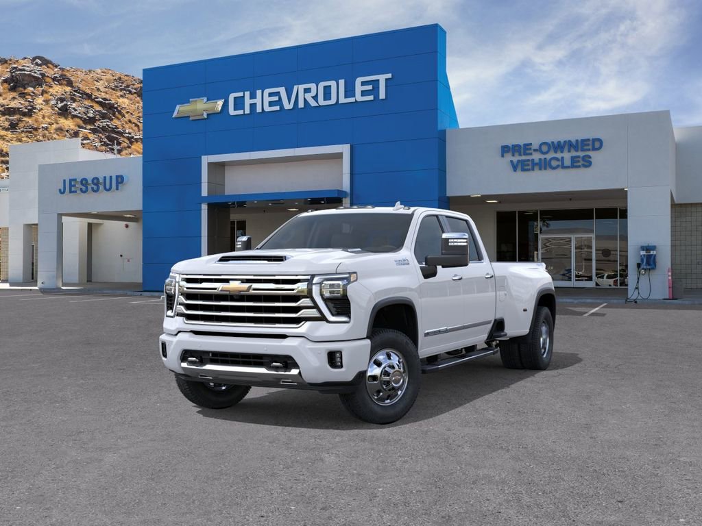New 2026 Chevrolet Silverado 3500 High Country w/ Technology Package AWD/4WD image 8