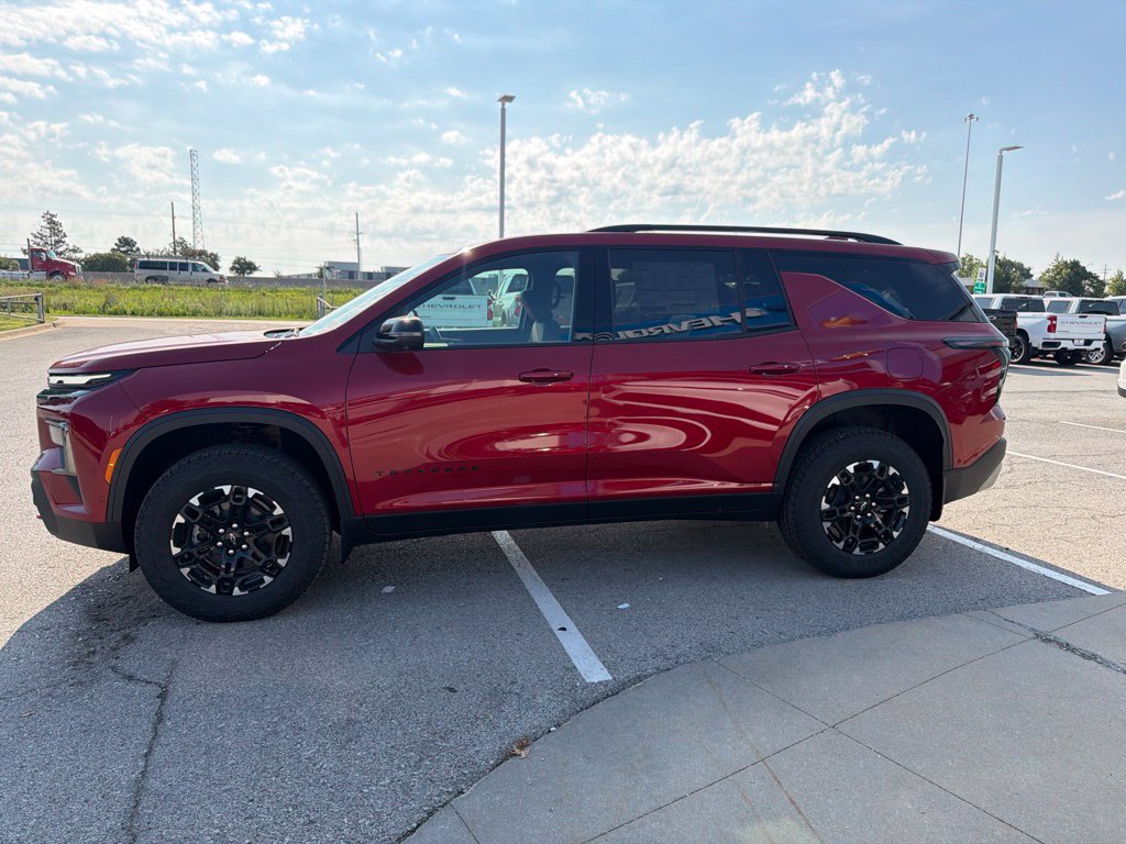 New 2027 Chevrolet Traverse Z71 w/ Enhanced Driving Package AWD/4WD image 6