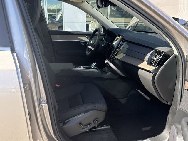 New 2026 Volvo XC90 B5 Plus w/ Protection Package AWD/4WD image 27