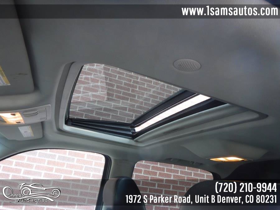 Used 2013 Chevrolet Avalanche LTZ AWD/4WD image 32