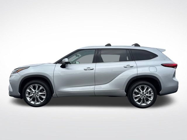 Certified 2021 Toyota Highlander Limited FWD image 7