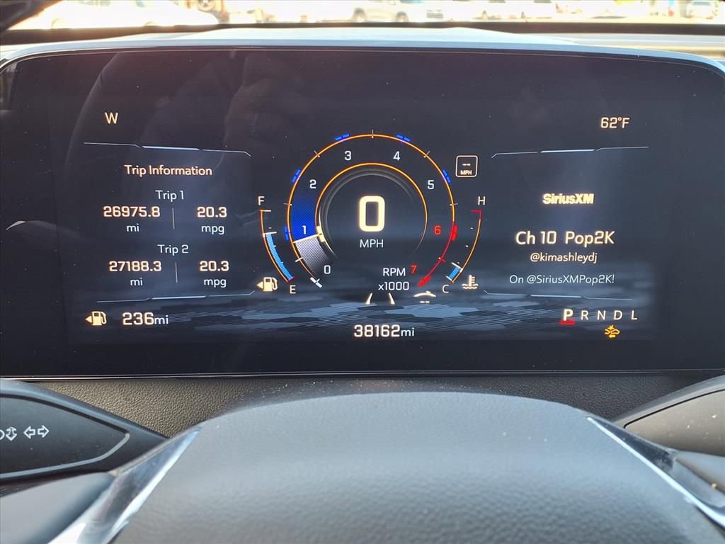 Used 2024 Chevrolet Traverse LT FWD image 28
