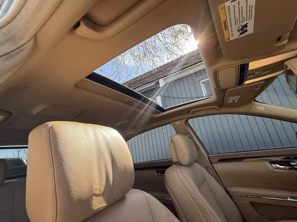 Used 2012 Mercedes-Benz S 550 4MATIC Sedan image 14