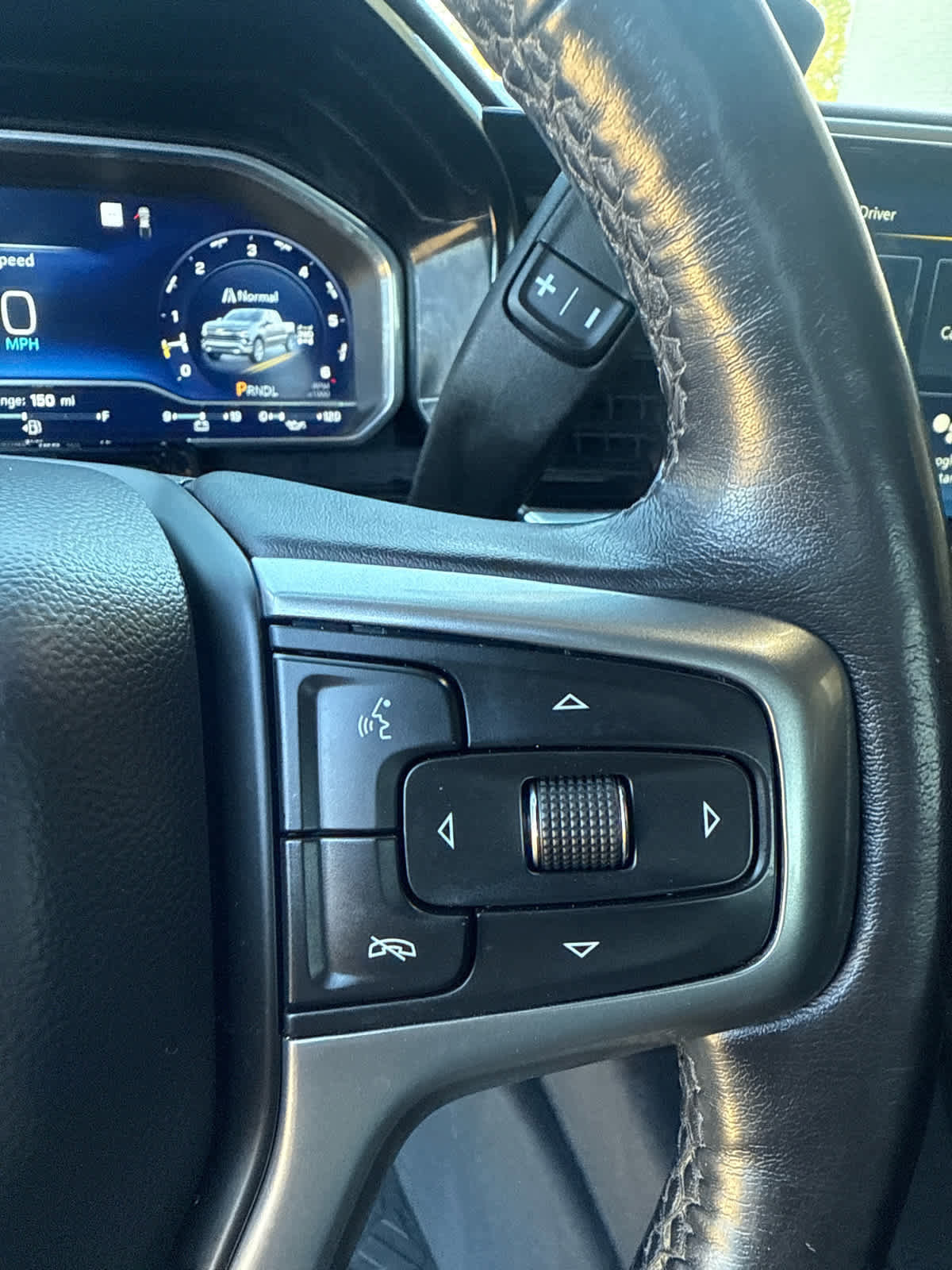 Used 2022 Chevrolet Silverado 1500 LT image 17