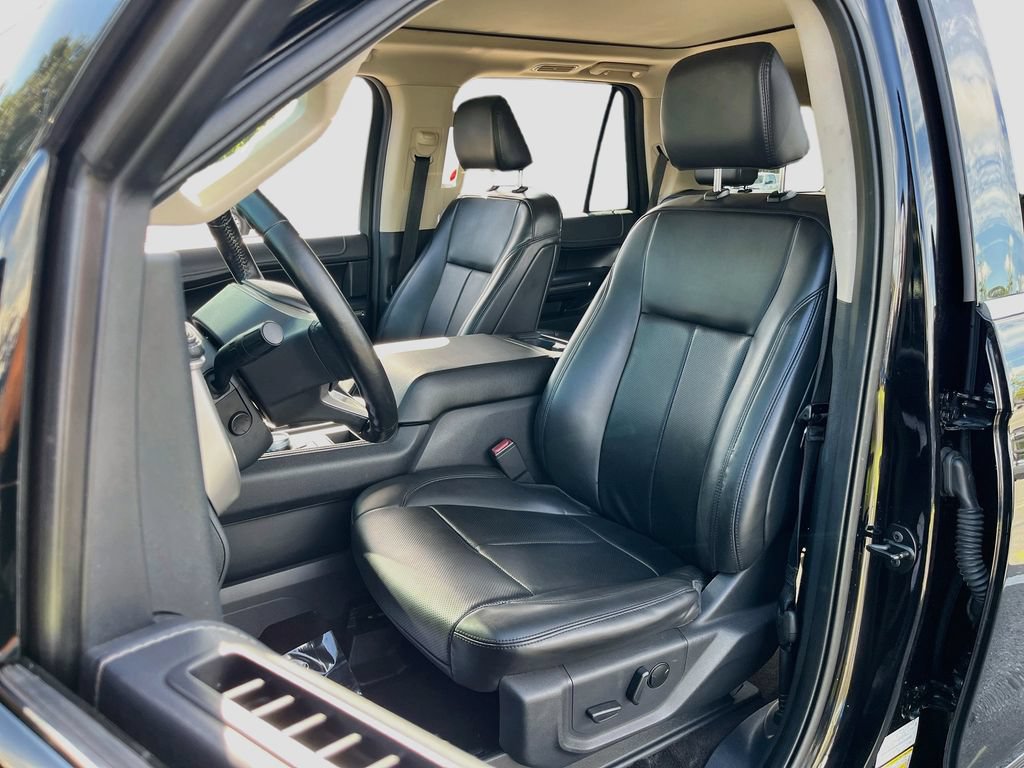 Used 2022 Ford Expedition XLT RWD image 21