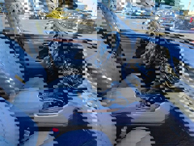 Certified 2025 Toyota Highlander Platinum image 10