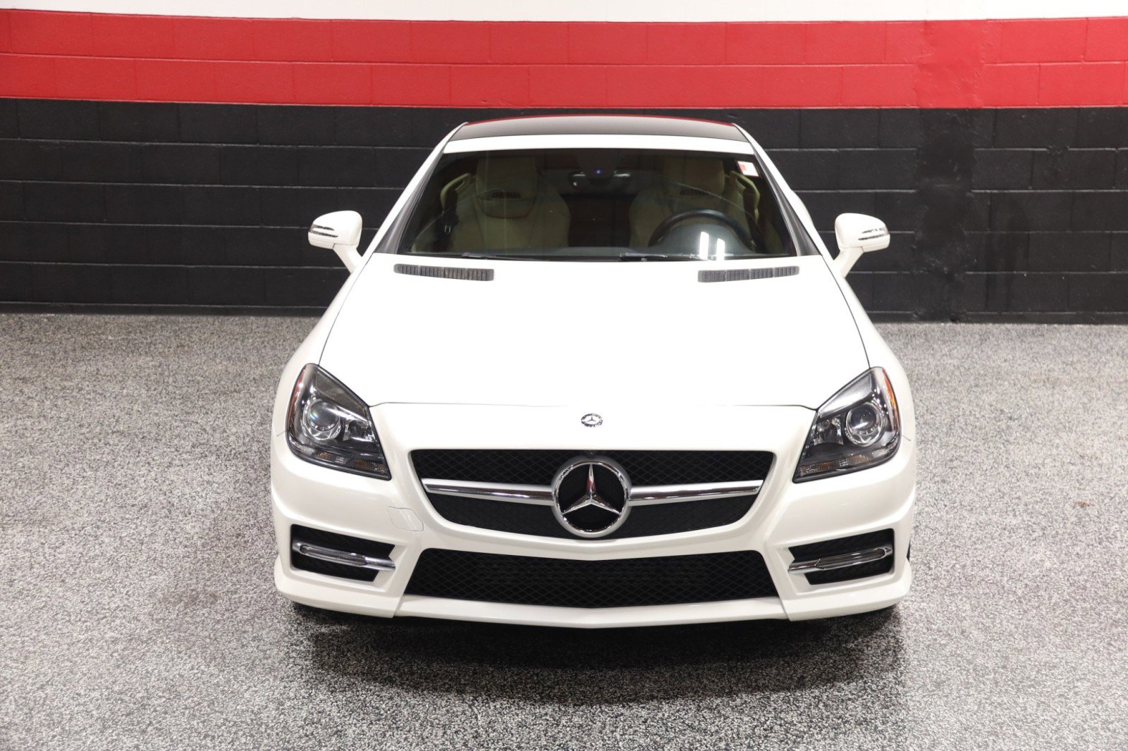 Used 2014 Mercedes-Benz SLK 250 image 12