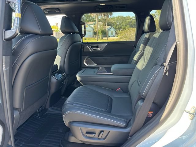New 2026 INFINITI QX80 Autograph w/ Premium Cargo Package AWD/4WD image 13
