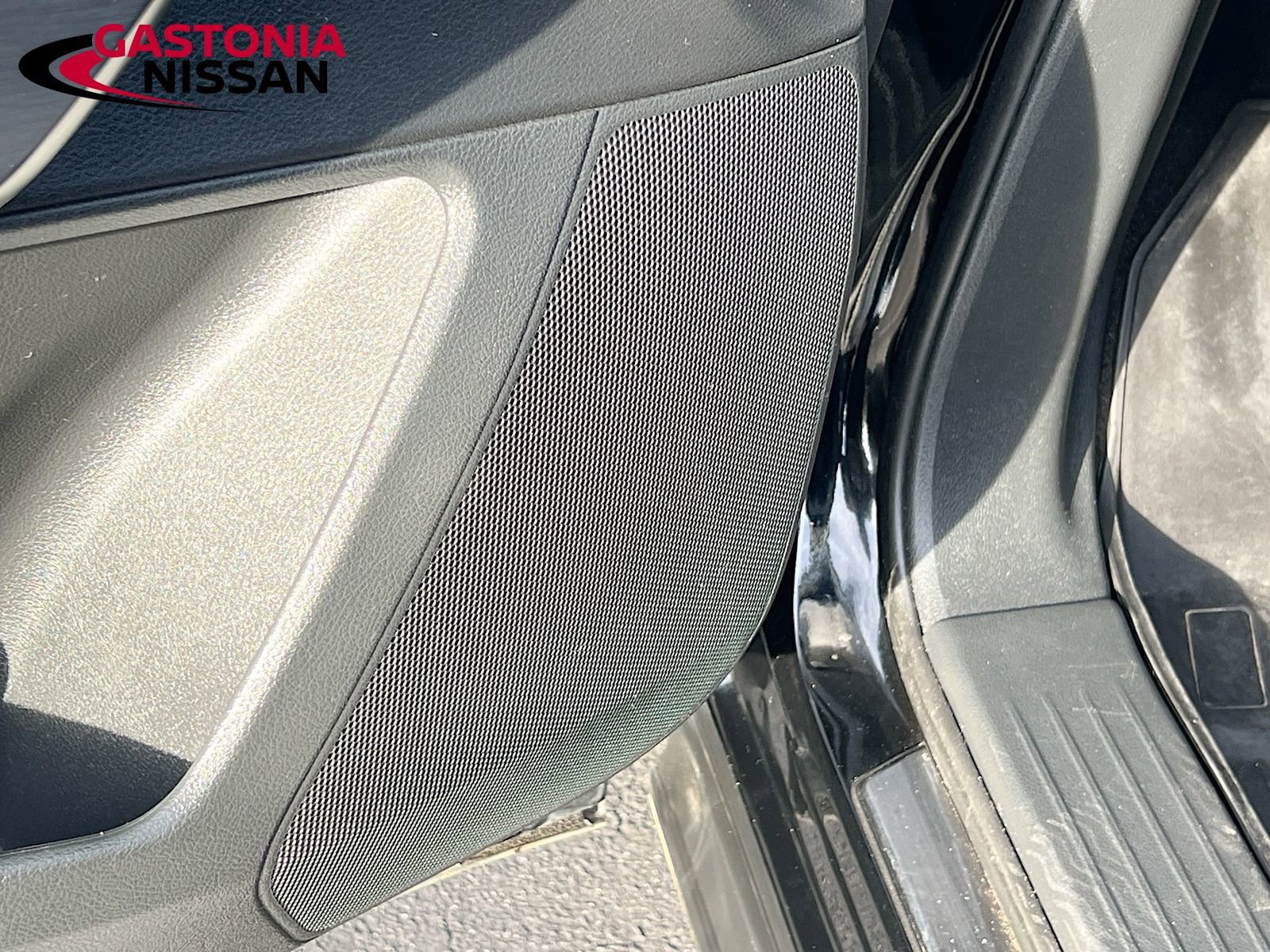 Used 2023 Nissan Pathfinder SL w/ SL Premium Package image 25