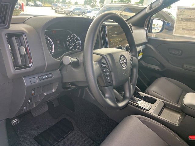 New 2026 Nissan Frontier SV w/ Tow Package image 9