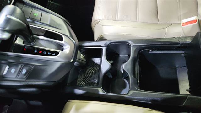 Used 2019 Honda CR-V Touring image 19