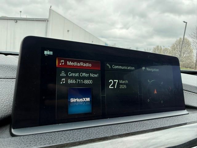 Used 2018 BMW 330e image 24