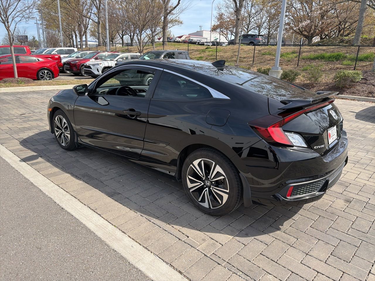 Used 2018 Honda Civic EX-T image 5