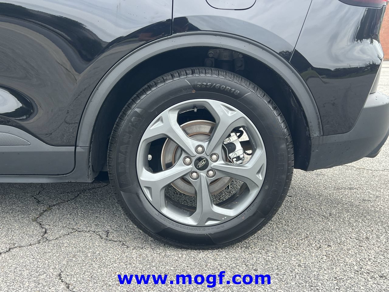 Used 2025 Ford Escape ST-Line FWD image 30