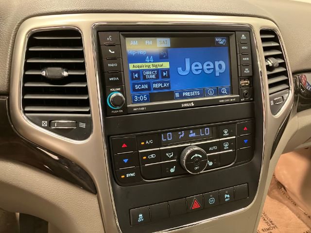 Used 2012 Jeep Grand Cherokee Laredo AWD/4WD image 34