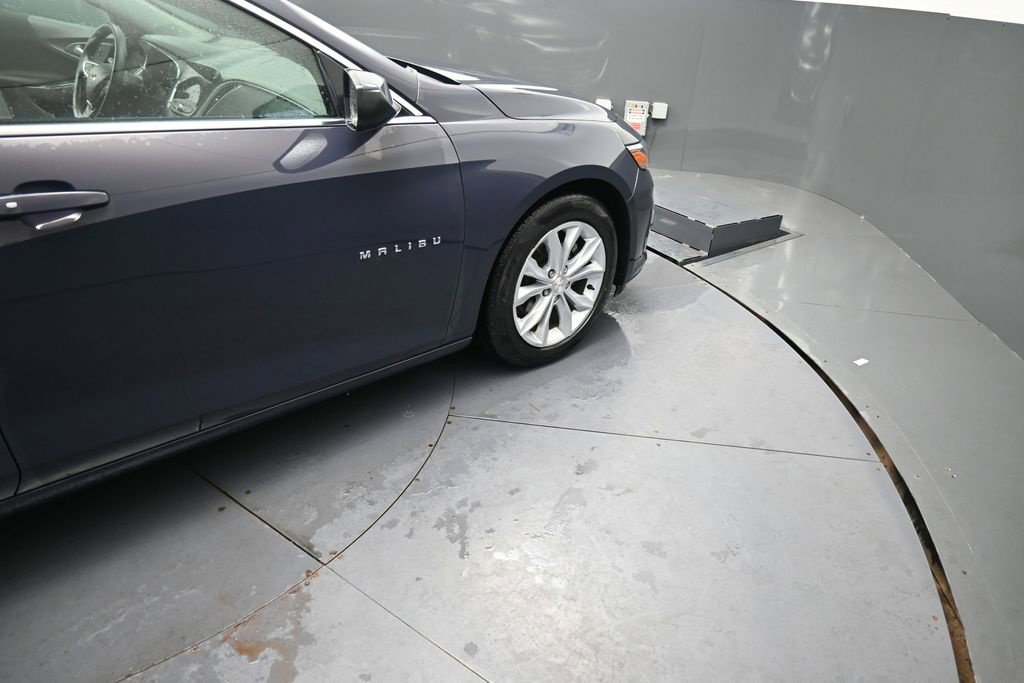 Used 2025 Chevrolet Malibu LT FWD image 22