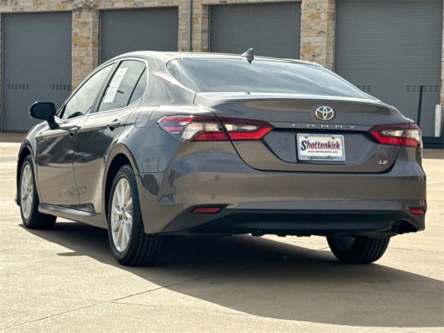 Used 2022 Toyota Camry LE image 8