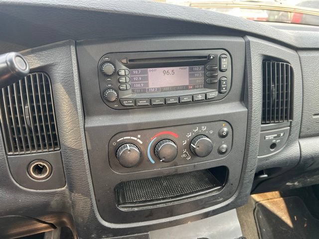 Used 2005 Dodge Ram 1500 Truck SLT RWD image 12